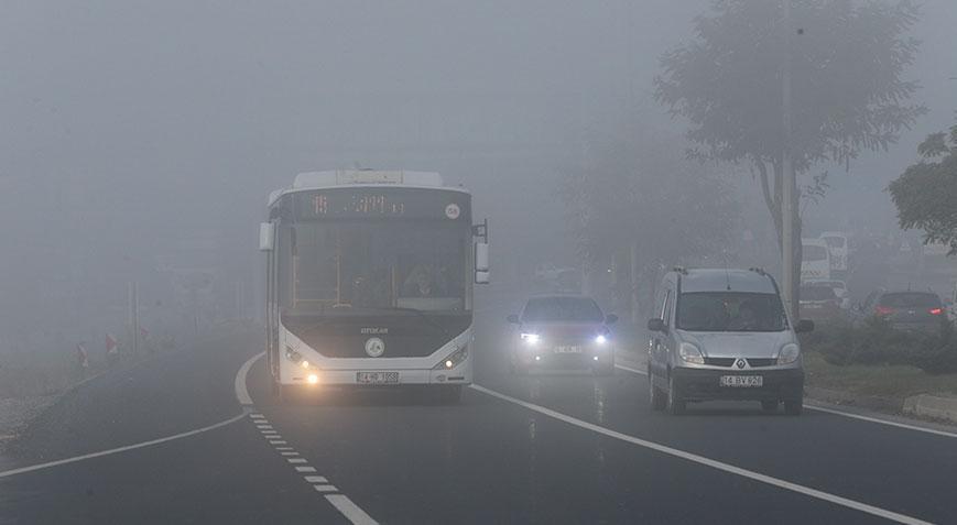 Görüş mesafesi 40 metreye kadar düştü Bolu ve Düzcede sis etkili oldu