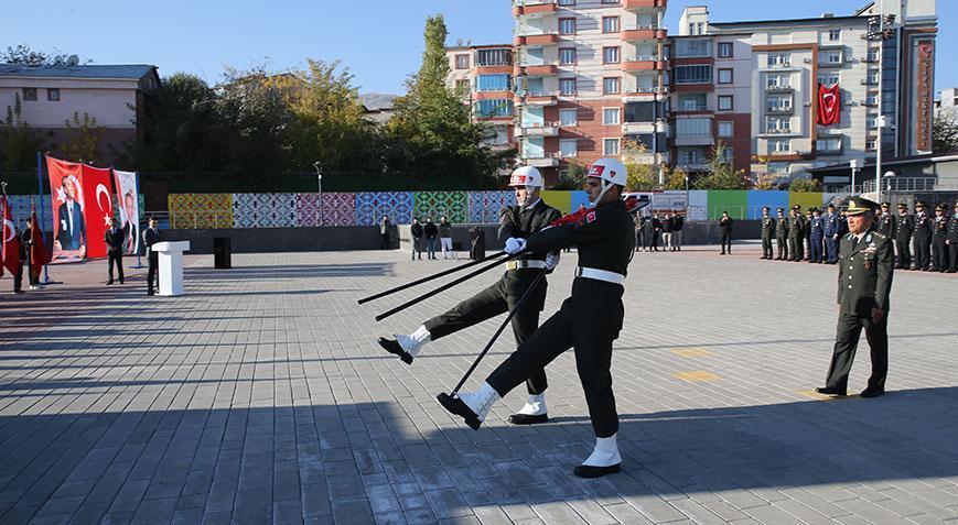 MUŞ