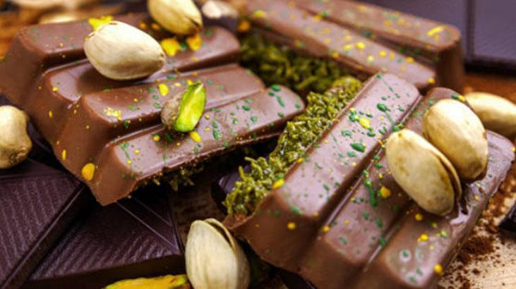 Canan Karataydan Dubai çikolatasına sert uyarı Hepsi zehir, yesinler kanser olsunlar