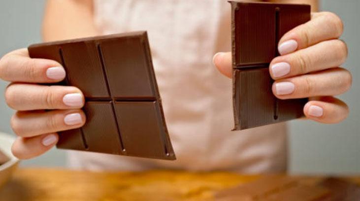 Canan Karataydan Dubai çikolatasına sert uyarı Hepsi zehir, yesinler kanser olsunlar