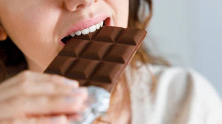 Canan Karataydan Dubai çikolatasına sert uyarı Hepsi zehir, yesinler kanser olsunlar
