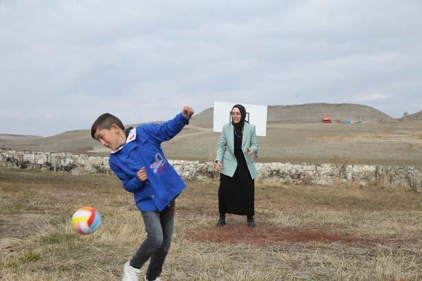 T�rkiye'nin s�f�r noktas�: Telefon dahi �ekmiyor ama mutluyum