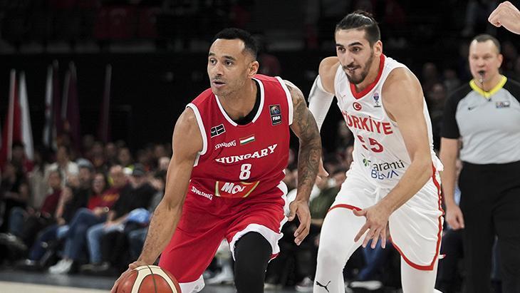 Türkiye - Macaristan maçından kareler