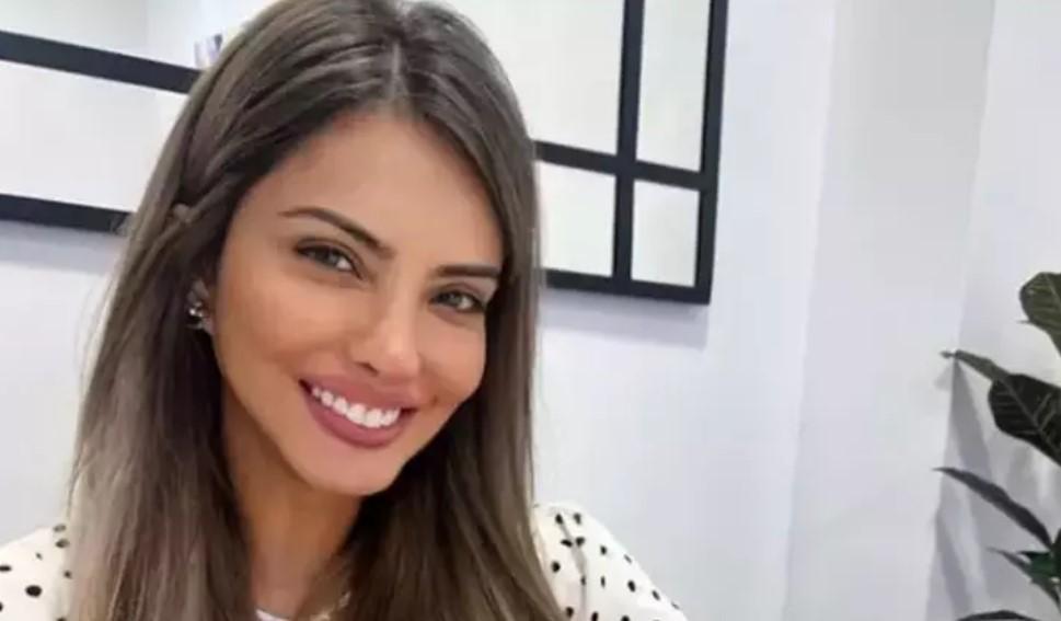 BAŞKA BİR ŞEY DÜŞÜNÜYORUM BAŞKA BİR ŞEY DÜŞÜNÜYORUM