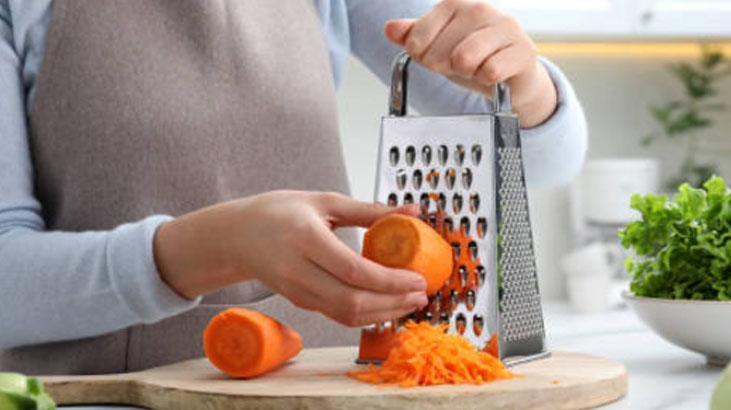 Öbek öbek dökülen saçlara bile çare Havuç-mandalina ikilisini bir de böyle deneyin