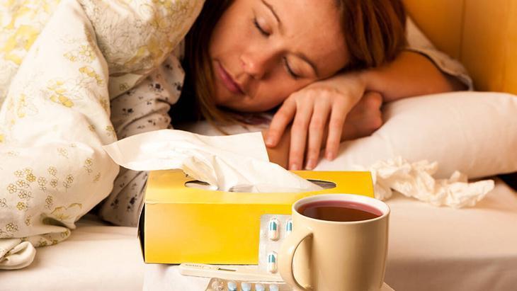 Gribe en kestirme reçete: Yoğut-soğan Kuru öksürük, burun akıntısına en etkili çözüm