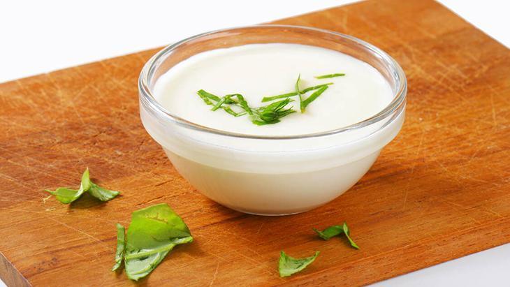 Gribe en kestirme reçete: Yoğut-soğan Kuru öksürük, burun akıntısına en etkili çözüm