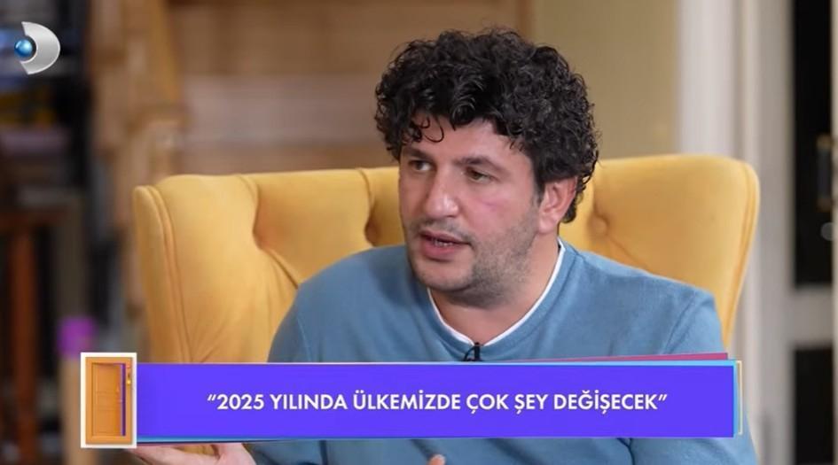 2025te bizi neler bekliyor Astrolog Dinçer Güner açıkladı 3. Dünya Savaşı... 2025te bizi neler bekliyor Astrolog Dinçer Güner açıkladı 3. Dünya Savaşı...