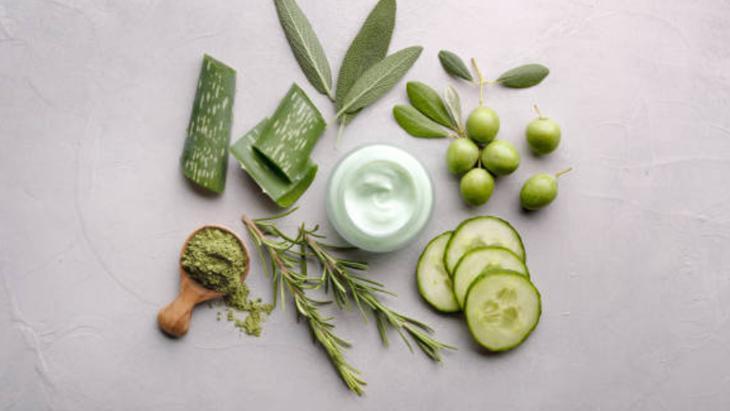 DOĞAL MAKYAJ TEMİZLEYİCİ DOĞAL MAKYAJ TEMİZLEYİCİ