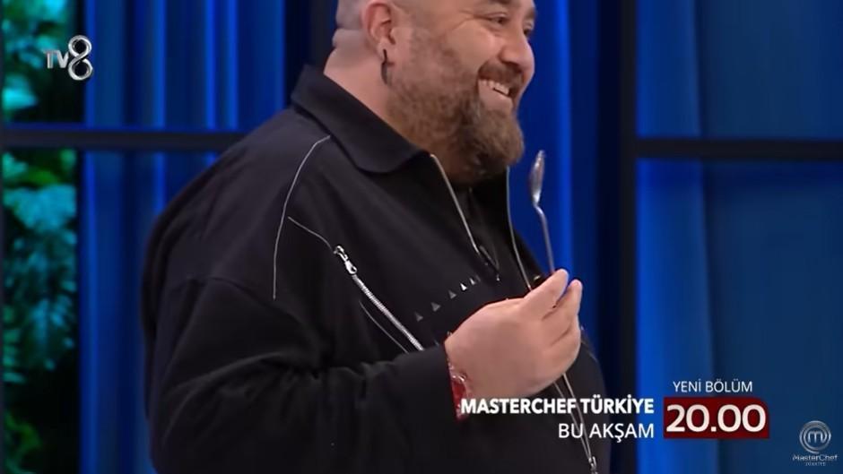 MASTERCHEFTE 3. KAŞIK KİME ATILDI MASTERCHEFTE 3. KAŞIK KİME ATILDI