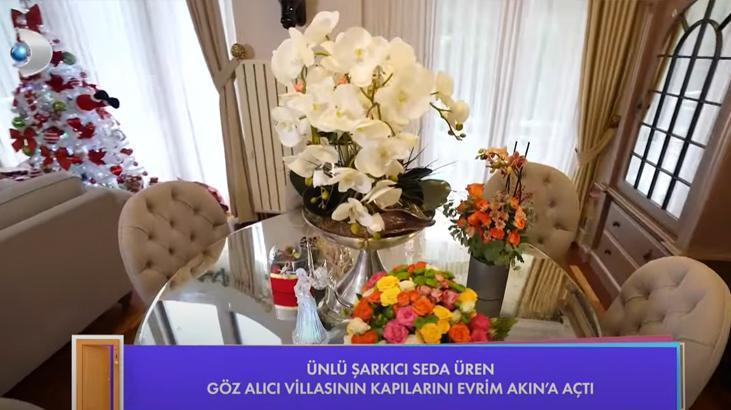 Evrim Akın ünlü şarkıcı Seda Ürenin dört katlı, beş odalı, muhteşem villasına konuk oldu