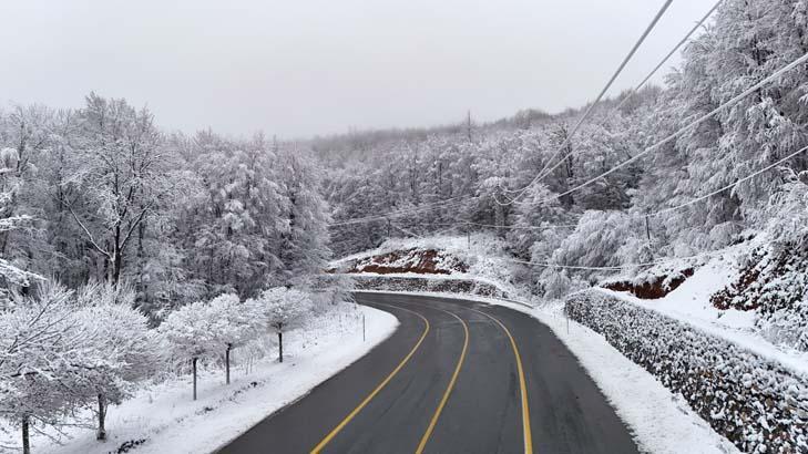 Trakyanın Uludağı Kar yağışı ile birlikte akın ettiler