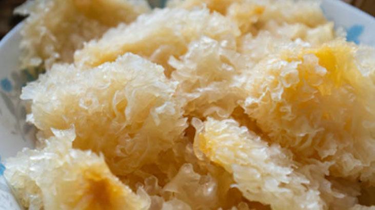 Güzellik hilesi sayesinde geriye doğru yaşlanıyor Nemlendirici yiyorum, mucize gibi