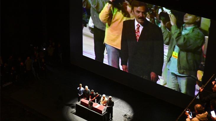 Son dakika... Ferdi Tayfura son veda Sevenleri akın etti