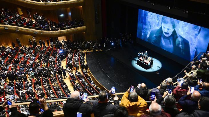 Son dakika... Ferdi Tayfura son veda Sevenleri akın etti