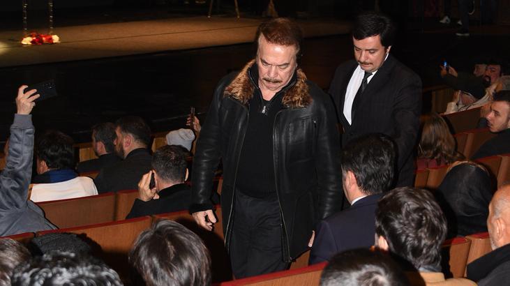 Son dakika... Ferdi Tayfura son veda Sevenleri akın etti