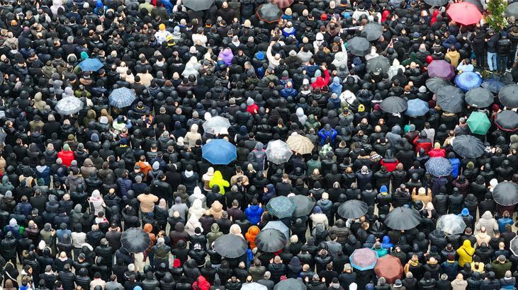 Son dakika... Ferdi Tayfura son veda Sevenleri akın etti