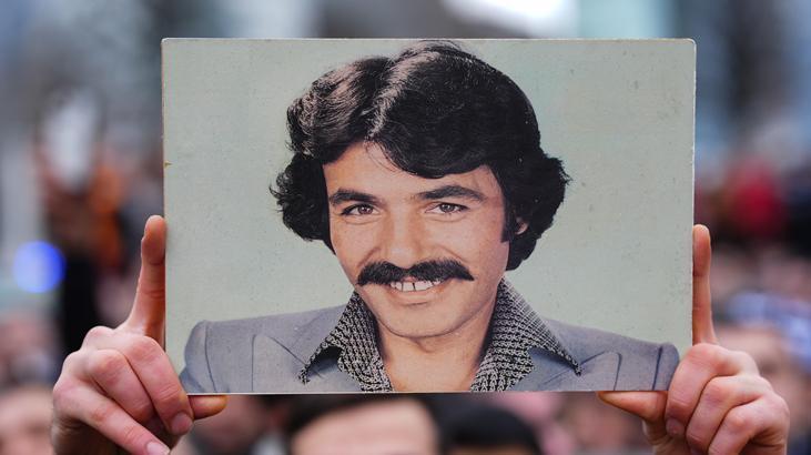 Ferdi Tayfurun cenaze töreninde ne oldu Necla Nazır ve Şirin Gözalıcı arasında rest: İşte usta ismin mal varlığı...