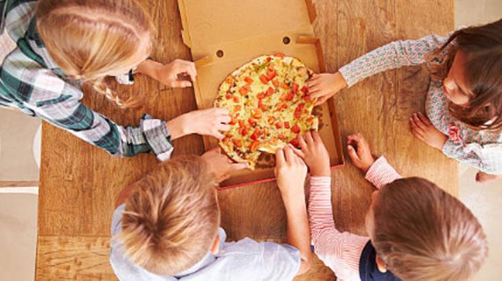 Çocuklara özel üretilen yiyecekler söylendiği gibi faydalı mı Çocuklara özel üretilen yiyecekler söylendiği gibi faydalı mı