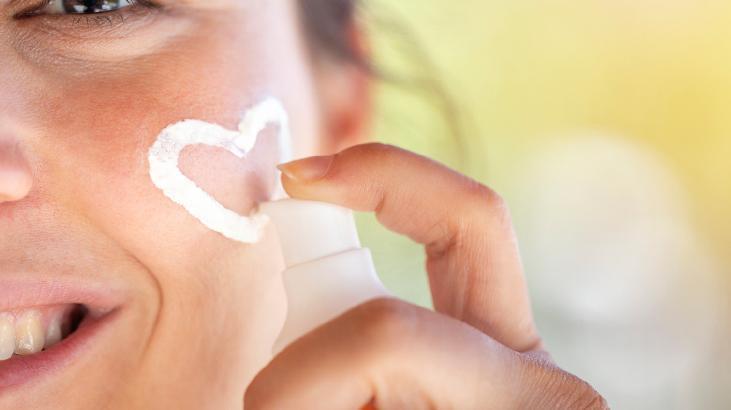 20li yaşlardaki gibi gösteren tüyo Sürünce yakıyorsa işaret, gündüz de sürün 20li yaşlardaki gibi gösteren tüyo Sürünce yakıyorsa işaret, gündüz de sürün