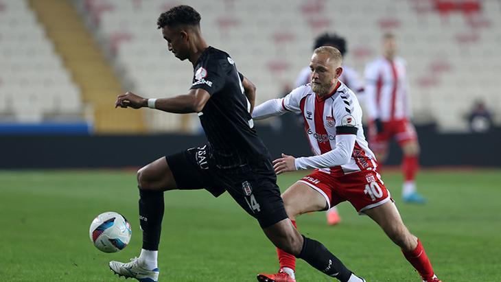 Sivasspor - Beşiktaş maçından kareler