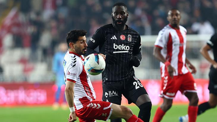 Sivasspor - Beşiktaş maçından kareler