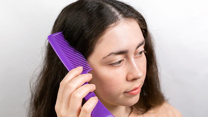 Saç dökülmesine kökten uca çözüm 2 damlası mucizeler yaratıyor Saç dökülmesine kökten uca çözüm 2 damlası mucizeler yaratıyor