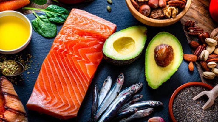 Rusların hiç aksatmadığı taktik Yedikçe yüzü porselene çeviriyor, nem bombası