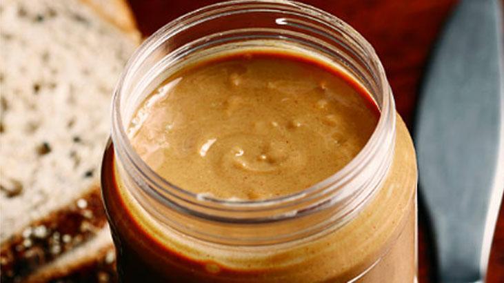 Kavanozda donan fıstık ezmesine çare Böyle saklayın, kaşık kaşık yediriyor Kavanozda donan fıstık ezmesine çare Böyle saklayın, kaşık kaşık yediriyor