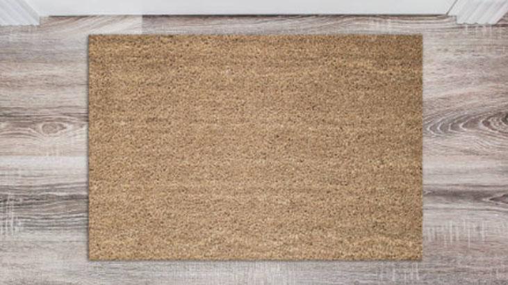 Meğer basit bir numara yetiyormuş Pis pis kokan paspası 20 dakikada arındırıyor