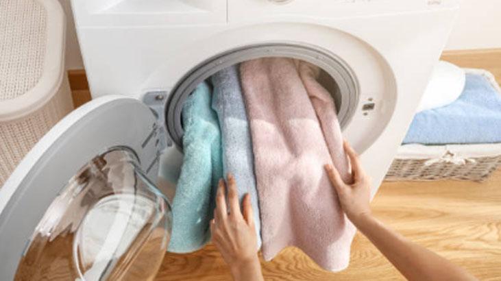 Ağartıcıya hiç ihtiyaç yokmuş Havlular için tek aspirin yetiyor, sonuç mis gibi Ağartıcıya hiç ihtiyaç yokmuş Havlular için tek aspirin yetiyor, sonuç mis gibi