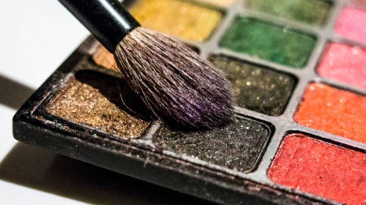 Leylanın yıldızı Cemre Baysel vazgeçemiyor Ahu gözlerin sırrı, sadece allık yeterli