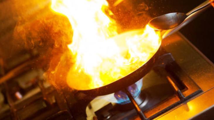 YAĞ NE ZAMAN ALEV ALIR