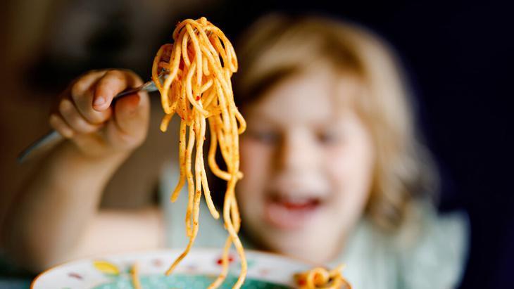 SOĞUK MAKARNA DİRENÇLİ NİŞASTA OLUŞUMUNU ARTIRIR