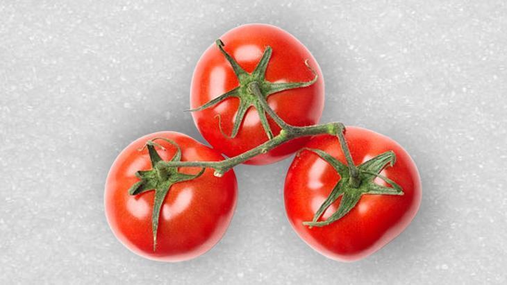 Sırrı domatesin üstüne şeker dökmekmiş Cilt bakım ürünlerine veda ettiren tarif