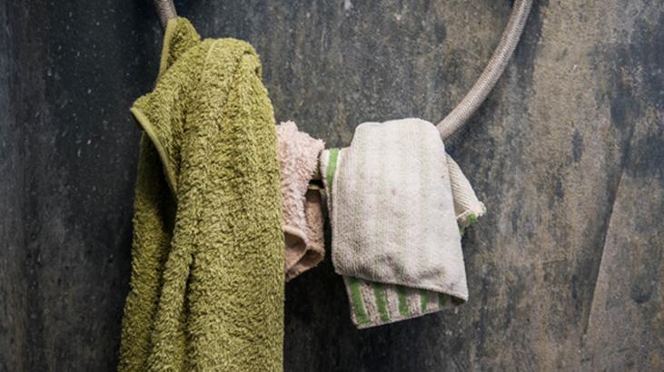 Havlunuz her defasında yeni hissi yaratacak Kıyafetlerden ayrı tutmak gerekiyor Havlunuz her defasında yeni hissi yaratacak Kıyafetlerden ayrı tutmak gerekiyor