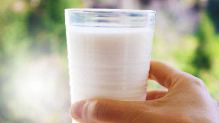 İçine bir çimdik atınca süt asla ekşimiyor Günlerce taptaze kalacak, sırrı beyazda İçine bir çimdik atınca süt asla ekşimiyor Günlerce taptaze kalacak, sırrı beyazda