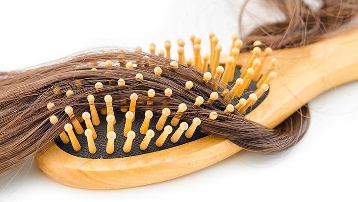 Saçları keçeye çeviren hareket Doğal şekilde kuruması avantaj, 2 kez yetiyor