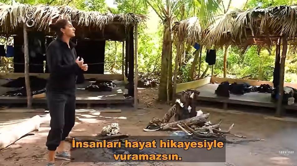 Survivorda Almeda ile Dilşah arasında yetim kavgası İşte televizyonda olmayan kavganın görüntüleri