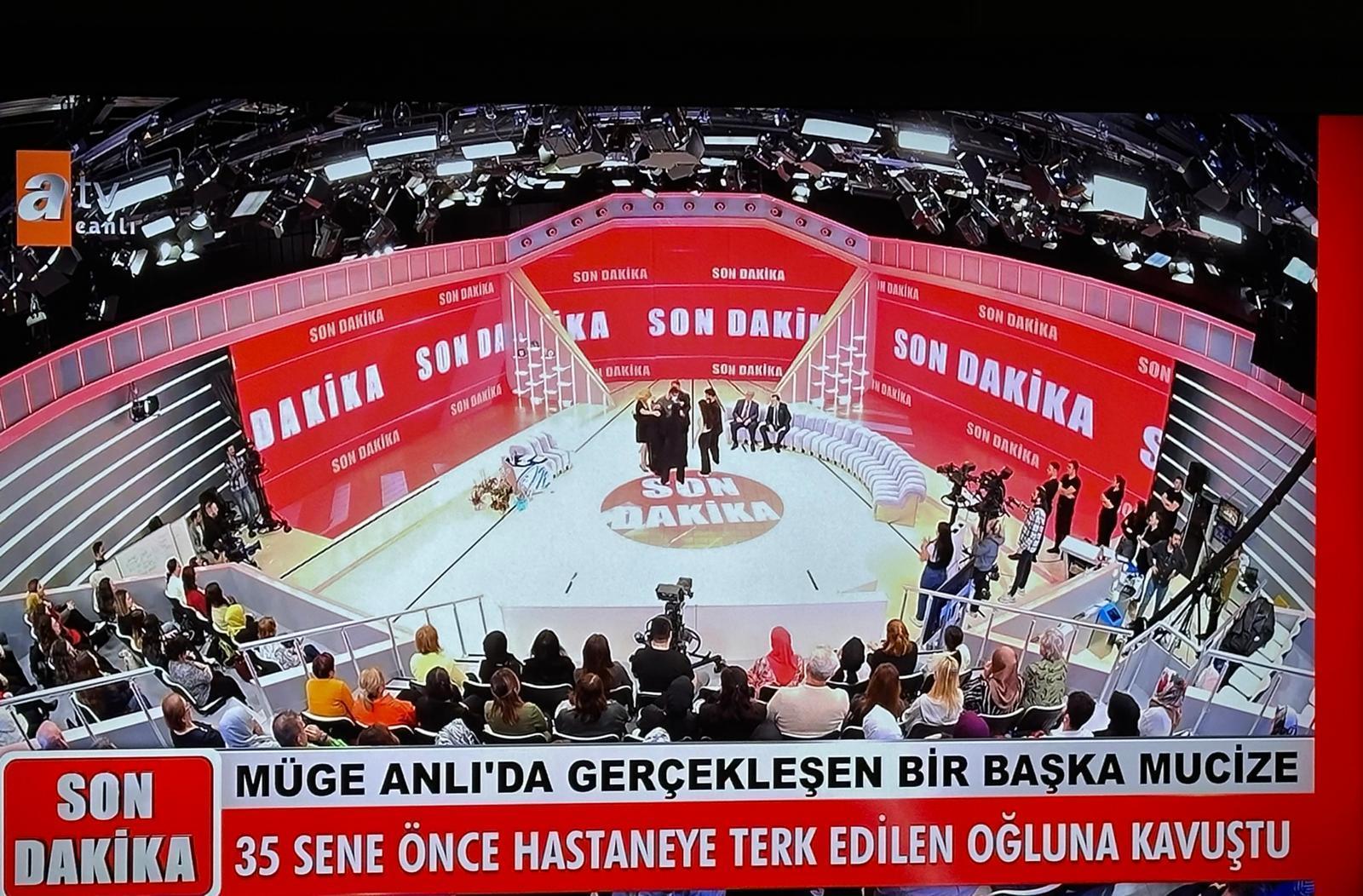 Müge Anlı stüdyosunda gözyaşları sel oldu 35 yıl önce hastaneye bırakılan çocuk bulundu