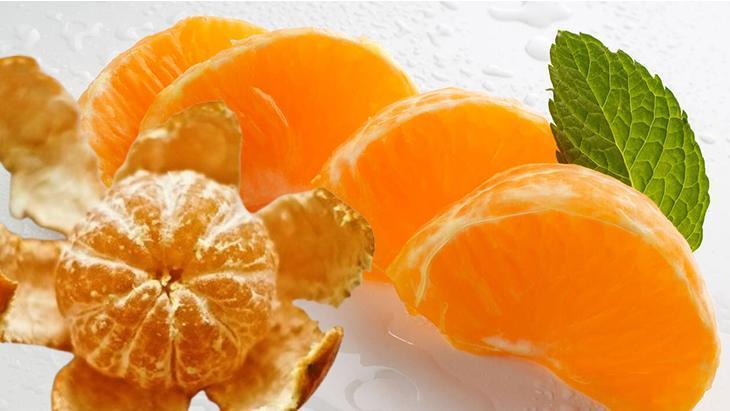Spor öncesi mandalinayı beyaz lifiyle yiyin, değişimi görün Aynısı portakalda da saklı Spor öncesi mandalinayı beyaz lifiyle yiyin, değişimi görün Aynısı portakalda da saklı