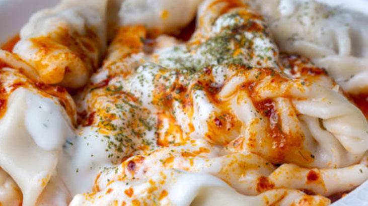 Pratik tarifi ayağınıza geldi Tepside mantı şipşak hazırlanıyor, tadı şahane