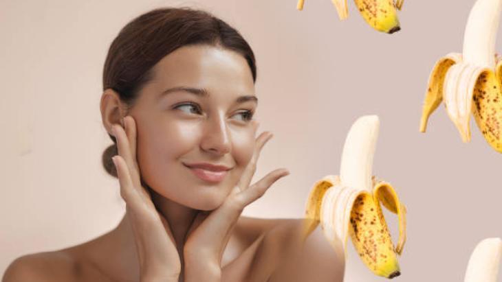 Japonlar her gün sürüyor Tüm dünyaya öğrettikleri sır: Muz kabuğu Japonlar her gün sürüyor Tüm dünyaya öğrettikleri sır: Muz kabuğu