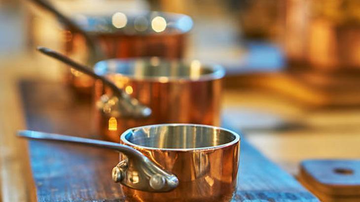 LİMON VE TUZ İLE DOĞAL PARLATICI LİMON VE TUZ İLE DOĞAL PARLATICI