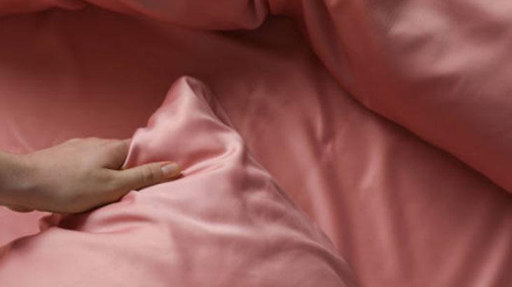 Mışıl mışıl uyutan babaanne yorganı Melatonin kadar etkili, sıcacık tutuyor