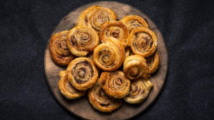 Çayın yanında enfes, kahveyle de gidiyor Yiyenlerin hazır sandığı haşhaşlı çörek