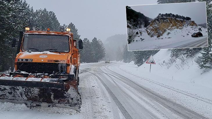 Kar kalınlığı 40 santimetre! Domaniç'te yol ağır vasıtalara kapatıldı