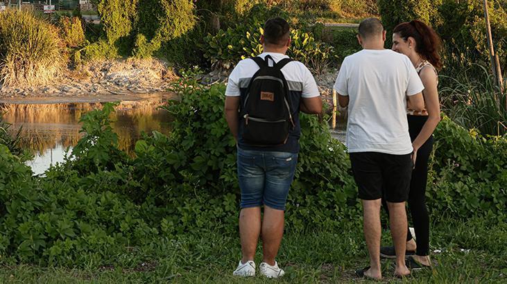 Arjantinde Sarandi Kanalının rengi kırmızıya döndü Arjantinde Sarandi Kanalının rengi kırmızıya döndü