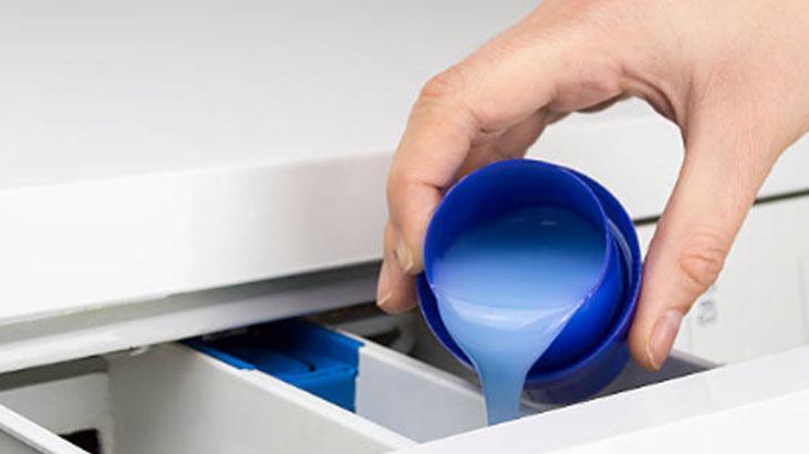 Otelcilerin yumuşatıcı yöntemi, etkisi inanılmaz Sifondaki suya dökmek yetiyor