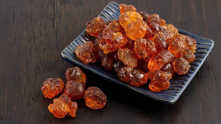 Şeftali ağacının gövdesinden sızan mucize sakız Hem yaşlanma hem de hastalanma karşıtı Şeftali ağacının gövdesinden sızan mucize sakız Hem yaşlanma hem de hastalanma karşıtı